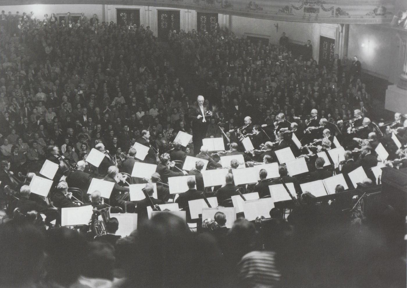 Radiosymfoniorkestret og Fritz Busch i Usher Hall, Edinburgh Festspillene 1950.