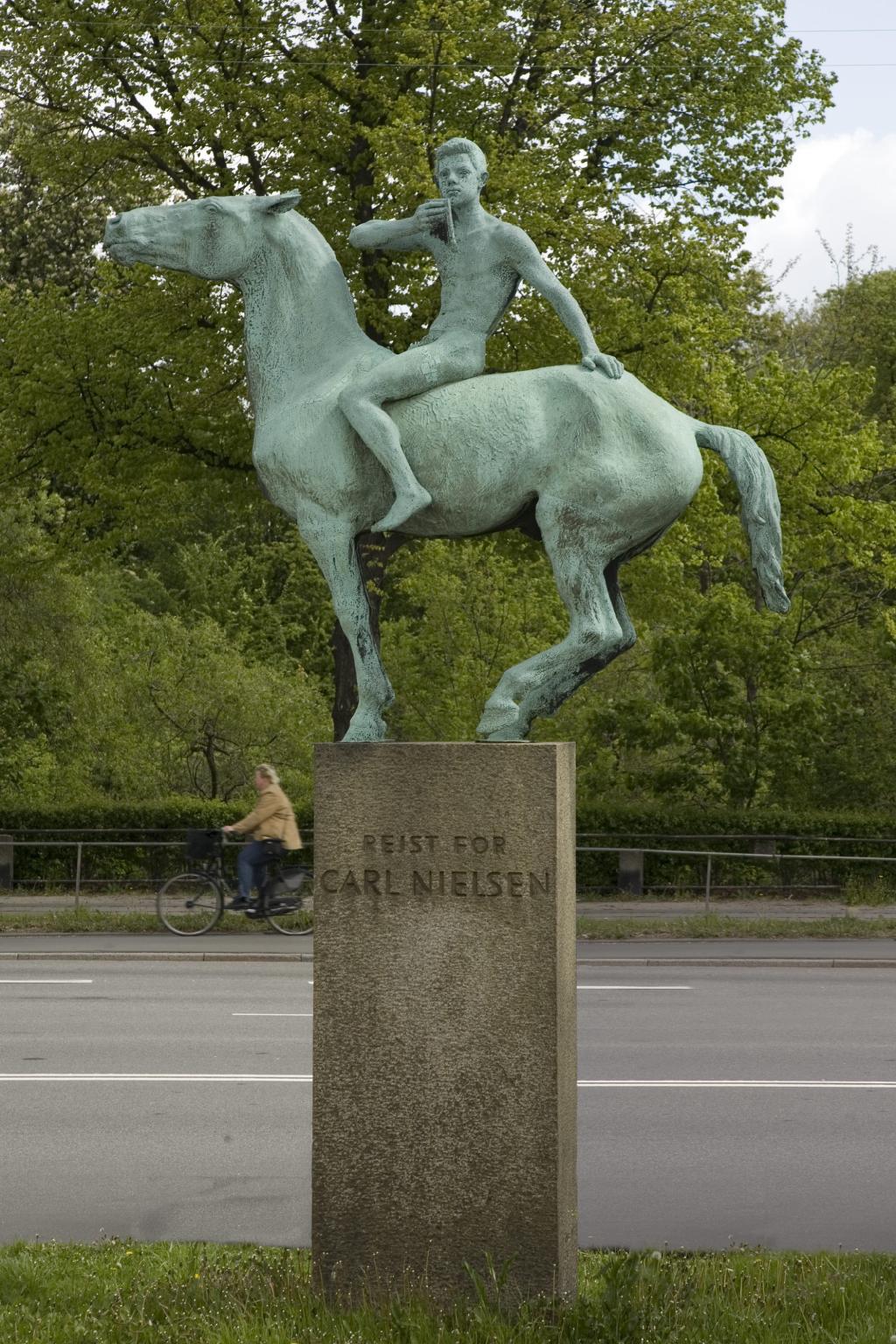 Fløjtespilleren på sin Pegasus